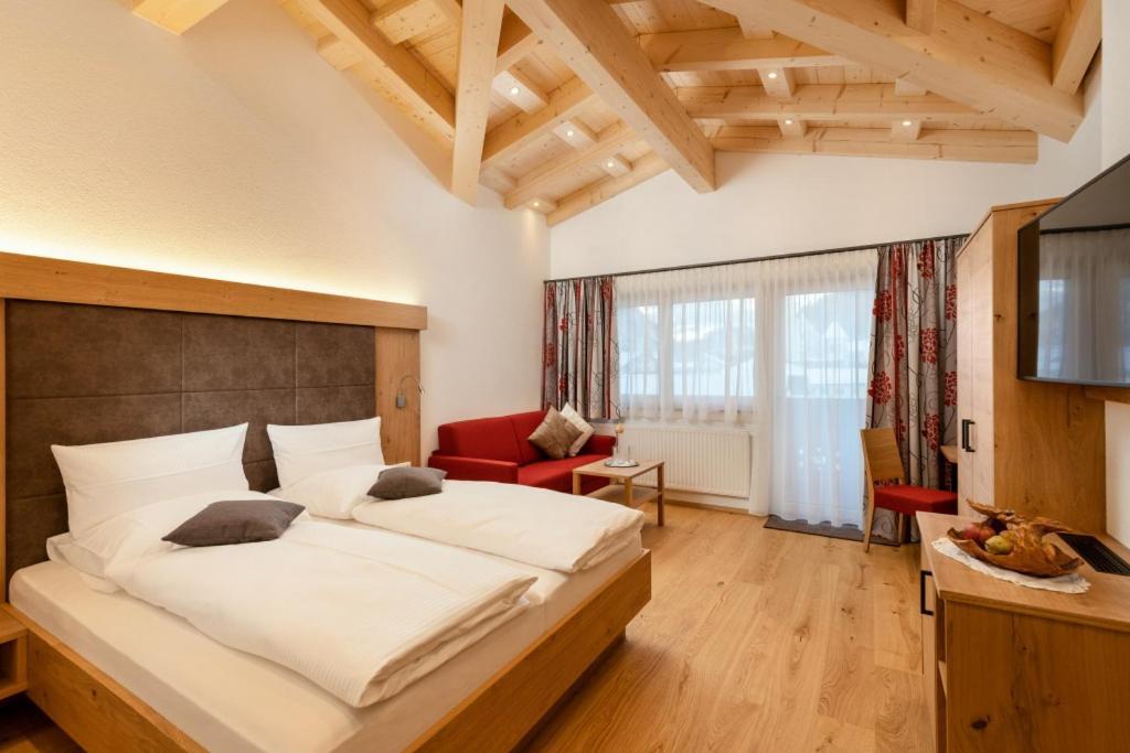 Dorfstube Hotel Holzgau
